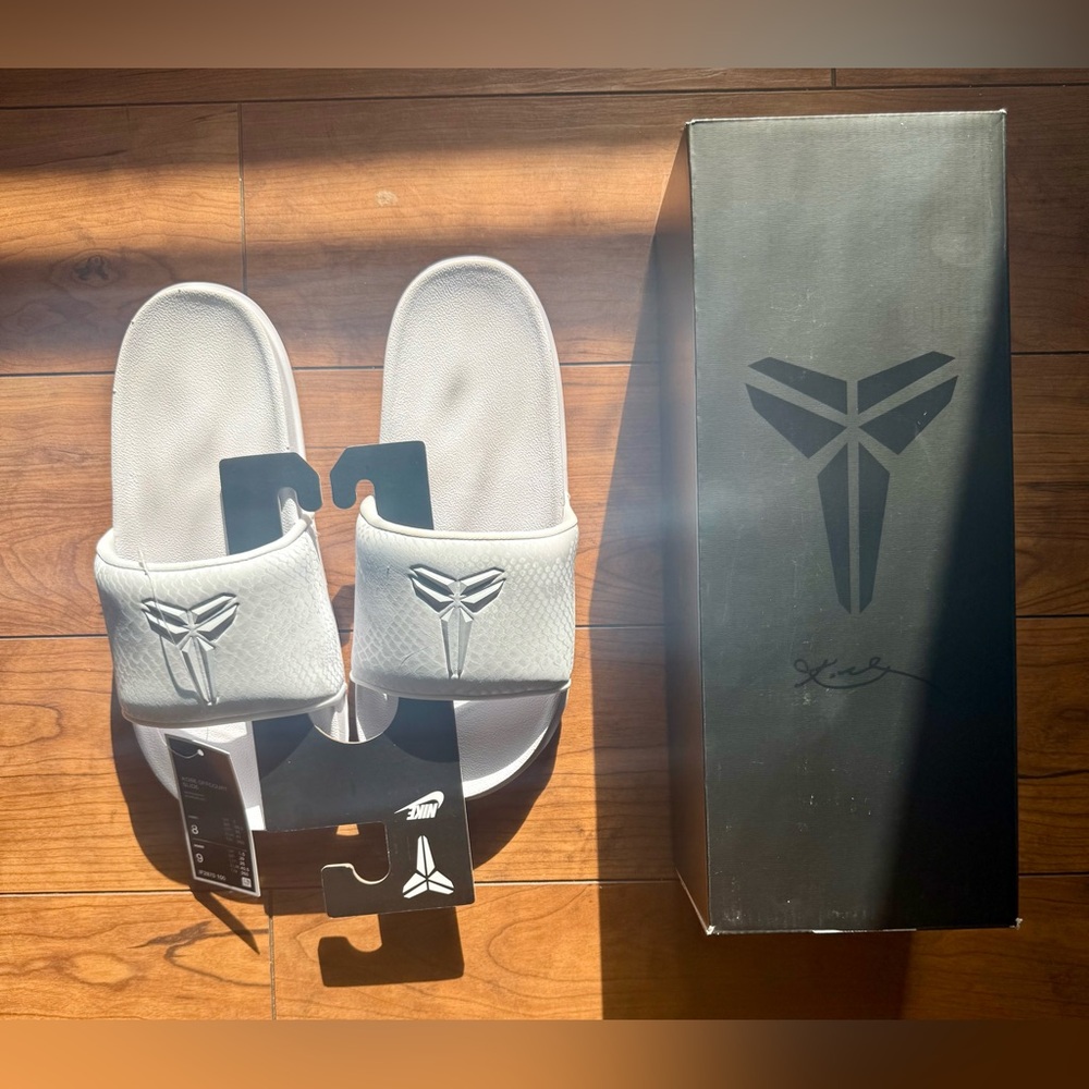 NIB Nike Kobe Offcourt Slides- Men's Size 8 women’s 9